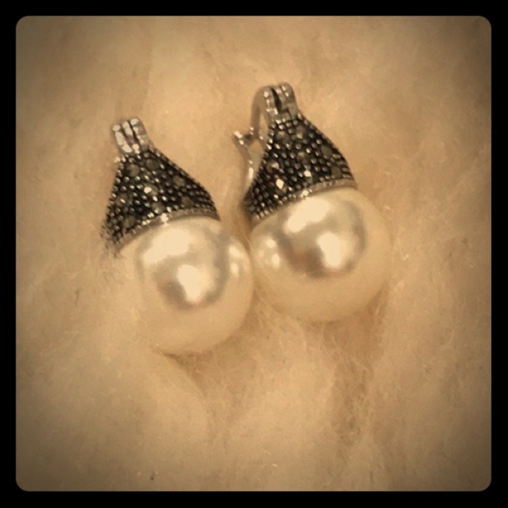 S925 Sterling Silver Shell Pearl Earrings